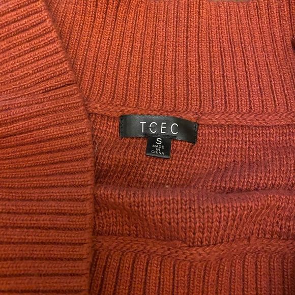 Rust, super soft 3/4 arm sweater - Picture 2 of 2